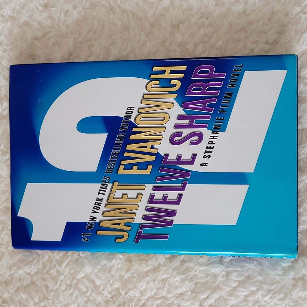 Janet Evanovich Books Stephanie Plum Wicked Appetite Twelve Sharp Set 3 Hardback - Picture 5 of 6